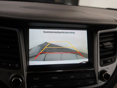 Used 2018 Hyundai Tucson Limited w/ Ultimate Package 02 image 21