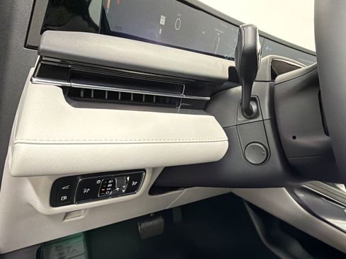 New 2026 Lincoln Nautilus Premier w/ Equipment Group 102A image 33