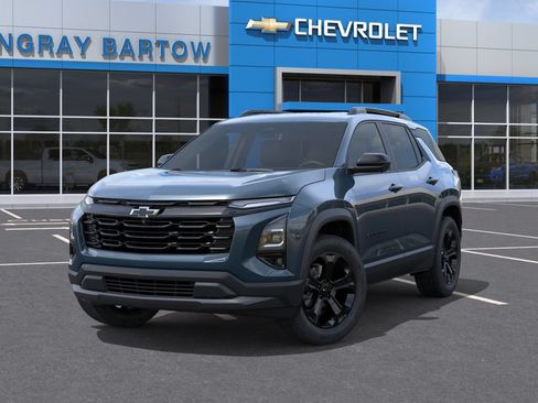 New 2027 Chevrolet Equinox LT w/ Safety and Technology Package FWD image 8