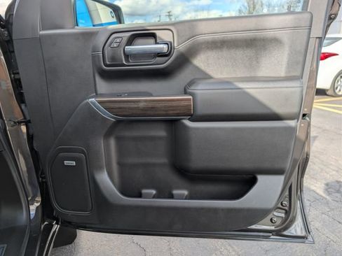 Used 2021 Chevrolet Silverado 1500 RST w/ Convenience Package II image 13