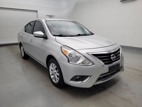 Used 2018 Nissan Versa SV w/ SV Special Edition FWD image 13