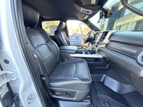 Used 2019 RAM 3500 Laramie image 28