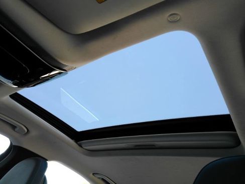 Used 2023 Mercedes-Benz C 300 Sedan image 7