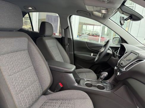 Used 2024 Chevrolet Equinox LT w/ LPO, Floor Liner Package image 30