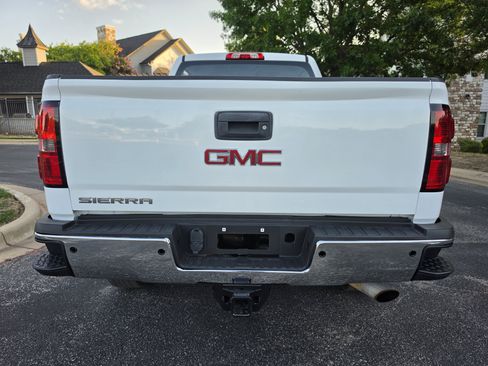 Used 2015 GMC Sierra 2500 2WD Crew Cab image 6