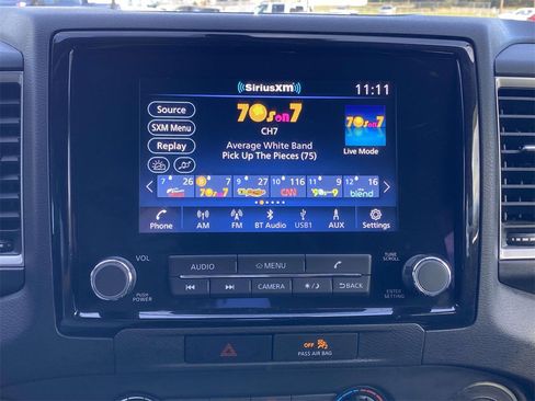 Used 2023 Nissan Frontier SV w/ Technology Package image 26