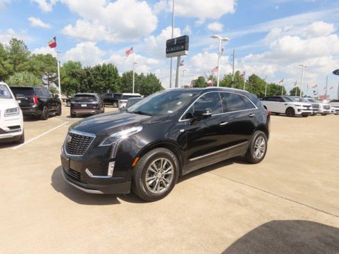 Used 2023 Cadillac XT5 Premium Luxury FWD image 2