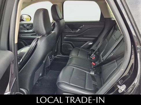 Used 2024 Lincoln Corsair Reserve FWD image 7