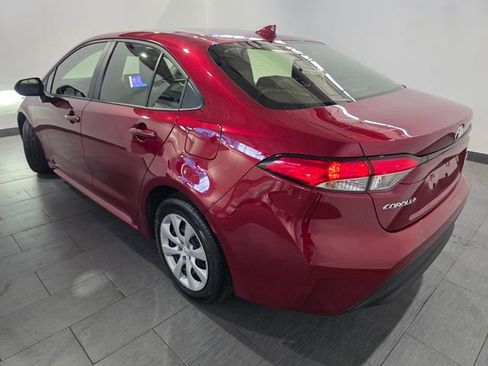Used 2023 Toyota Corolla LE FWD image 3