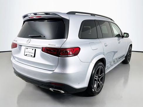 Used 2022 Mercedes-Benz GLS 450 4MATIC image 9