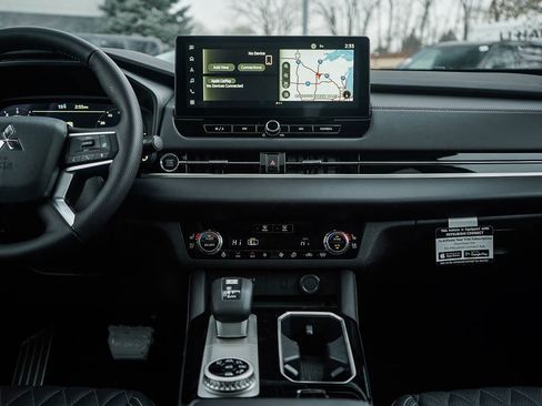 New 2026 Mitsubishi Outlander SEL AWD/4WD image 17