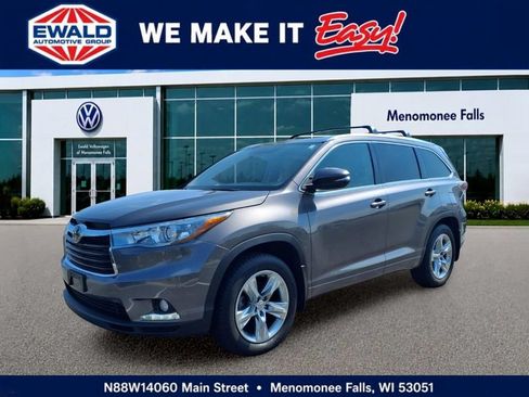 Used 2014 Toyota Highlander Limited w/ Driver Technology Package AWD/4WD image 3