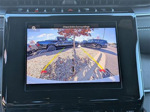 New 2025 Jeep Grand Cherokee Altitude image 25