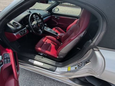 Used 2021 Porsche 718 Boxster GTS w/ Premium Package RWD image 3