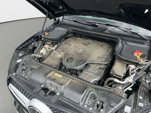 Used 2022 Mercedes-Benz GLE 450 4MATIC image 11