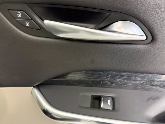 Certified 2023 Cadillac XT4 Premium Luxury FWD image 33