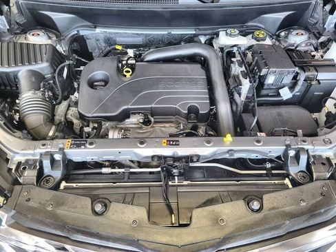 Used 2023 Chevrolet Equinox LS w/ LS Convenience Package FWD image 25