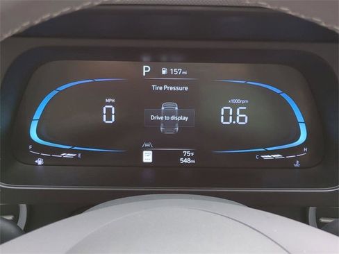 Certified 2025 Hyundai Elantra Sport image 30