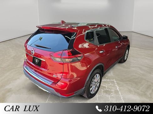 Used 2018 Nissan Rogue SV image 15