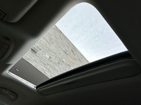 Used 2021 Nissan Armada Platinum w/ Captain's Chairs Package image 33