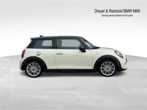 Used 2019 MINI Cooper S w/ Premium Package image 2