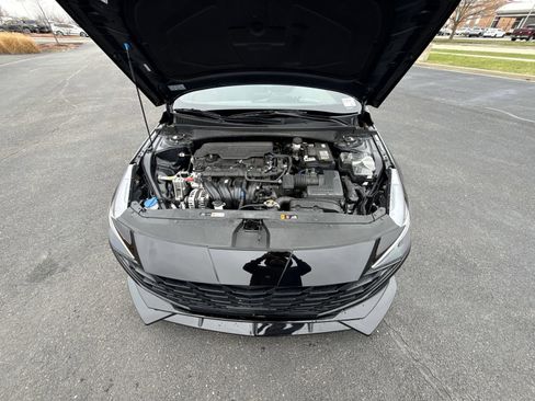 Used 2023 Hyundai Elantra SEL w/ Convenience Package image 27