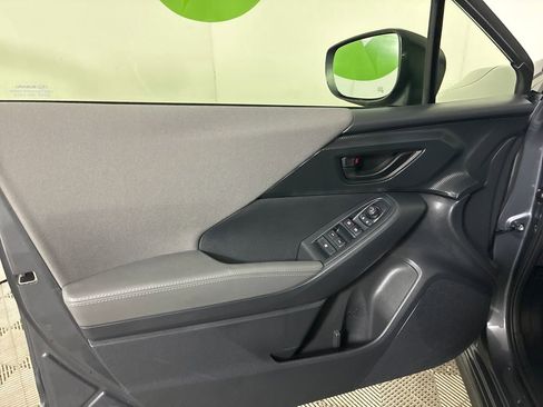 Used 2024 Subaru Crosstrek 2.0i Premium image 23