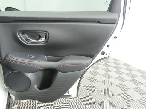 Used 2024 Honda HR-V Sport image 27
