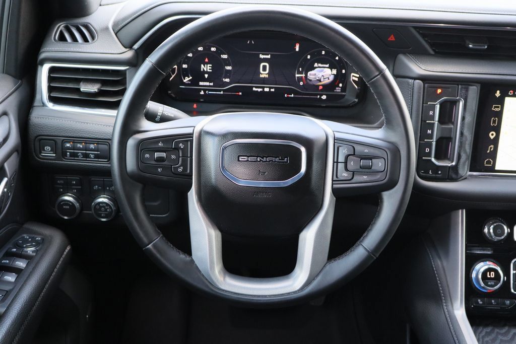 Used 2024 GMC Yukon XL Denali AWD/4WD image 14