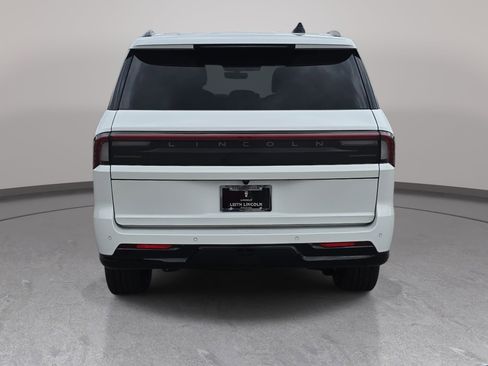 New 2025 Lincoln Navigator L Reserve w/ Jet Appearance Package AWD/4WD image 6