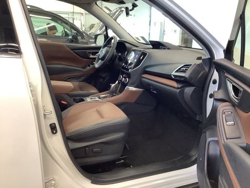 Used 2023 Subaru Forester Touring AWD/4WD image 11