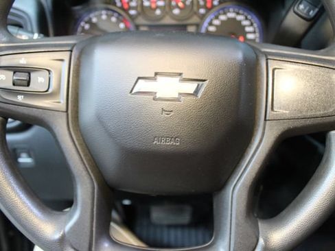Used 2019 Chevrolet Silverado 1500 Custom w/ Custom Value Package AWD/4WD image 19