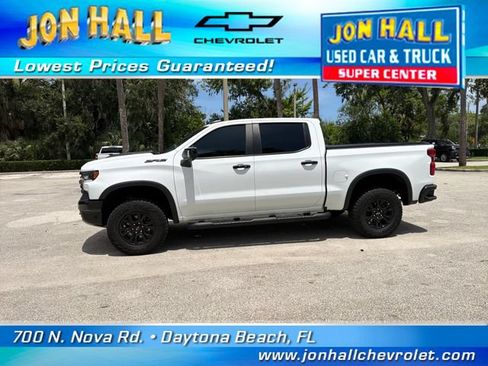 Used 2025 Chevrolet Silverado 1500 ZR2 w/ Technology Package AWD/4WD image 3