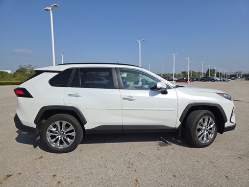 Used 2025 Toyota RAV4 Limited w/ Weather Package AWD/4WD image 18