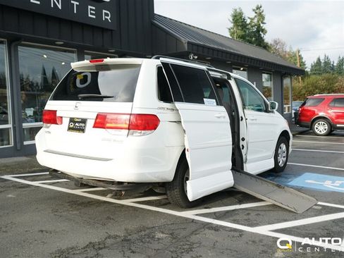 Used 2010 Honda Odyssey EX image 4