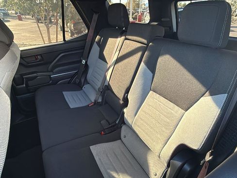 Used 2025 Toyota 4Runner 4WD image 22