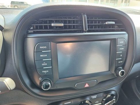 Used 2020 Kia Soul GT-Line image 19