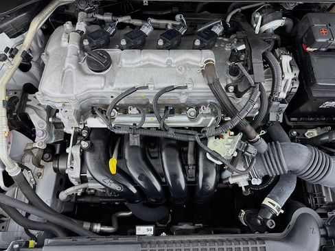 Used 2022 Toyota Corolla LE FWD image 37