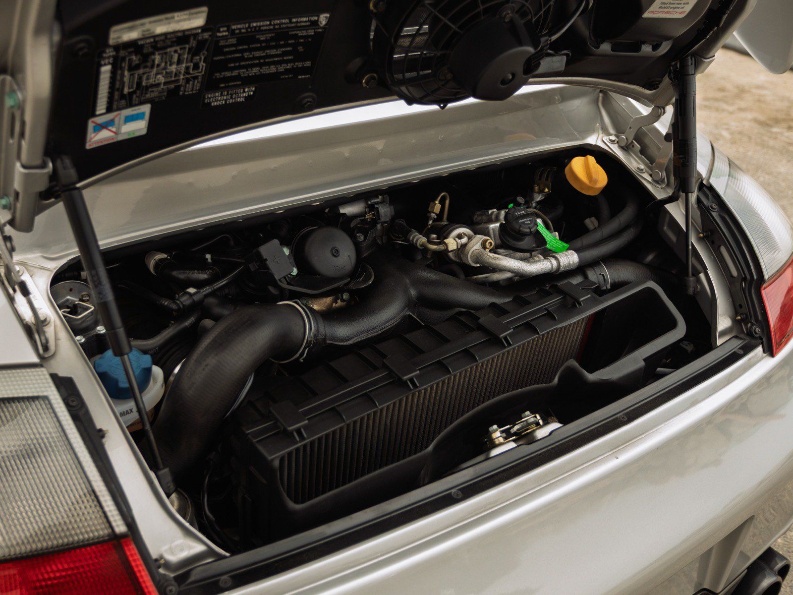 Used 2001 Porsche 911 Turbo AWD/4WD image 15