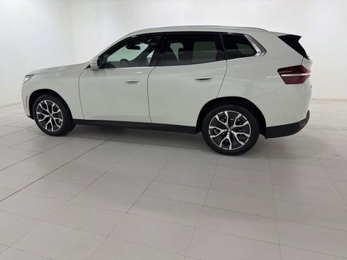 Used 2026 BMW X3 xDrive30 w/ Convenience Package AWD/4WD image 2