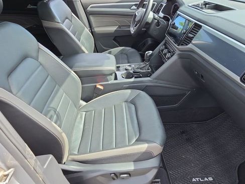 Used 2022 Volkswagen Atlas Cross Sport SEL Premium R-Line w/ Cross Sport MDO Package AWD/4WD image 18