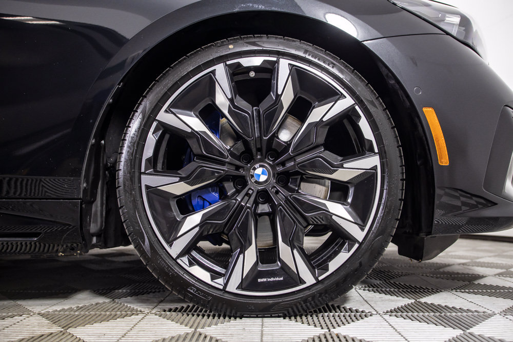 Used 2026 BMW i5 eDrive40 w/ M Sport Package RWD image 38