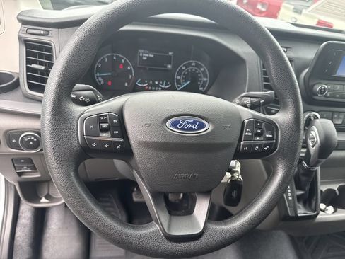 Used 2025 Ford Transit 250 Low Roof w/ Exterior Upgrade Package RWD image 21