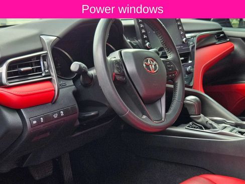 Used 2022 Toyota Camry XSE FWD image 8