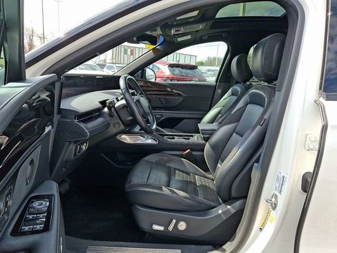 Used 2024 Lincoln Nautilus Reserve w/ Equipment Group 202A AWD/4WD image 13