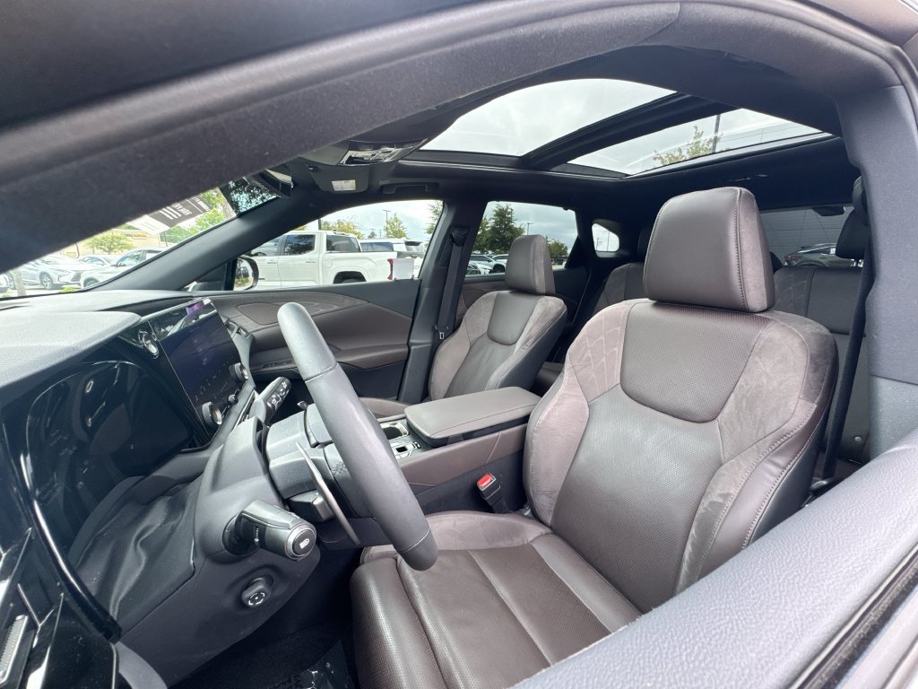 Used 2025 Lexus RX 350h w/ Convenience Package AWD/4WD image 12