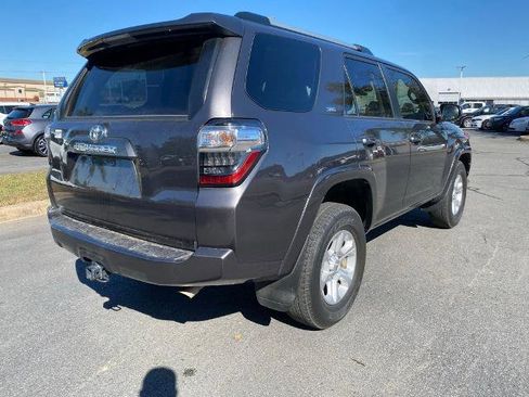 Used 2022 Toyota 4Runner SR5 image 7