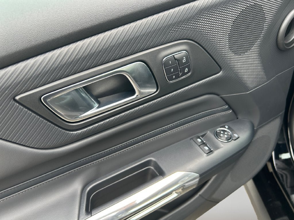 Used 2025 Ford Mustang GT Premium RWD image 21