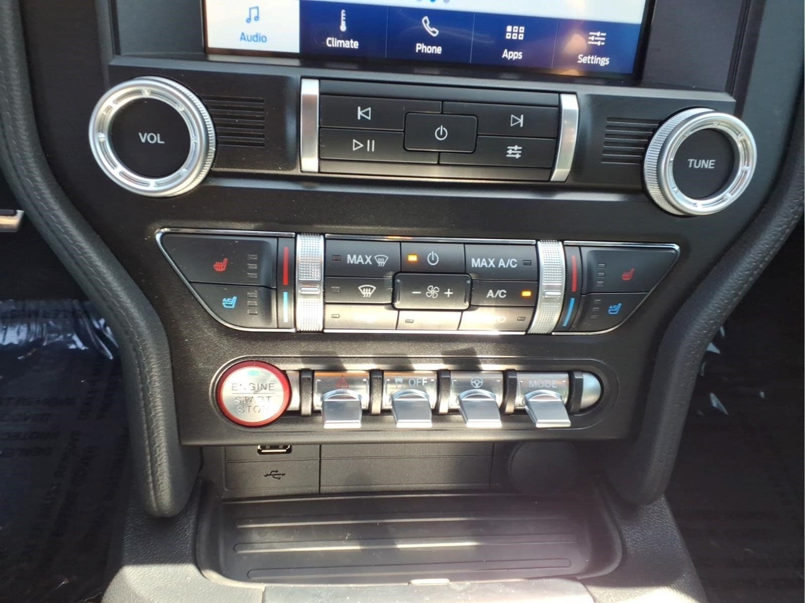 Used 2022 Ford Mustang GT Premium w/ Black Accent Package RWD image 11
