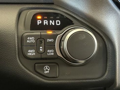 New 2026 RAM 1500 Big Horn AWD/4WD image 18
